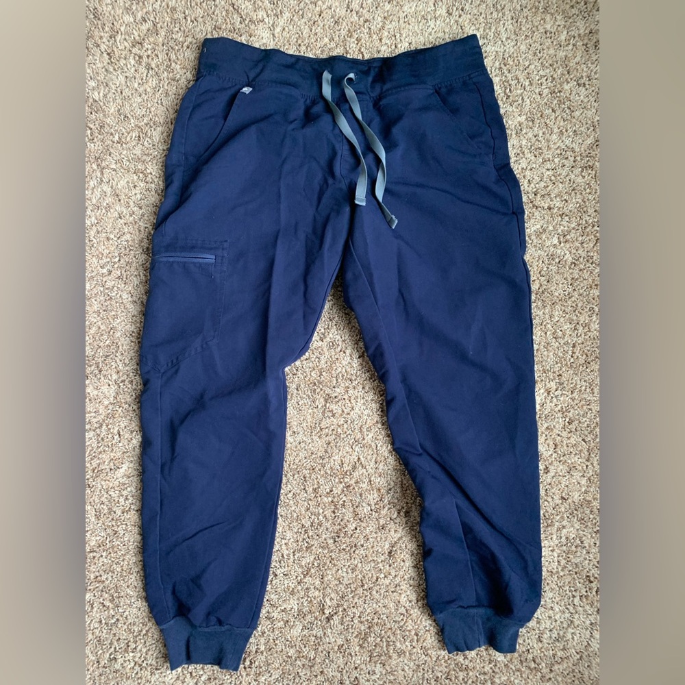 Figs scrubs